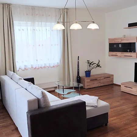 Center - Mardi St., Free Parking!!! 塔林