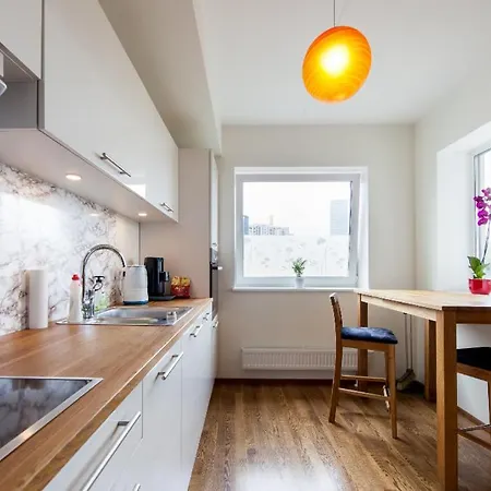 公寓 Center - Mardi St., Free Parking!!! *